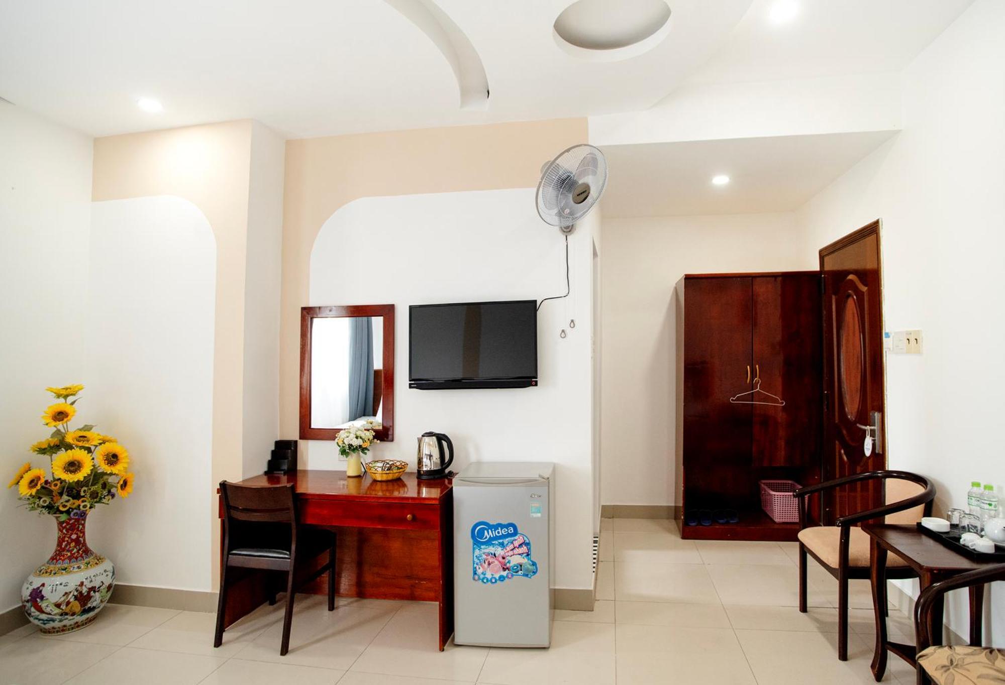Eden Quy Nhon Hotel エクステリア 写真